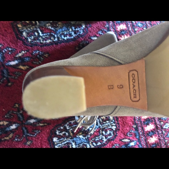Coach Tamsin Rich Suede Boots Taupe Size 9 - Picture 5 of 5